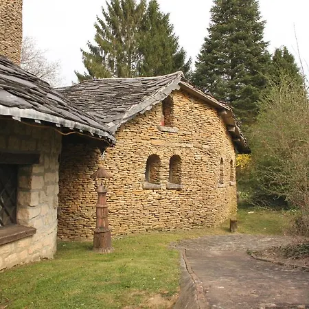Le Village Gaulois 2*
